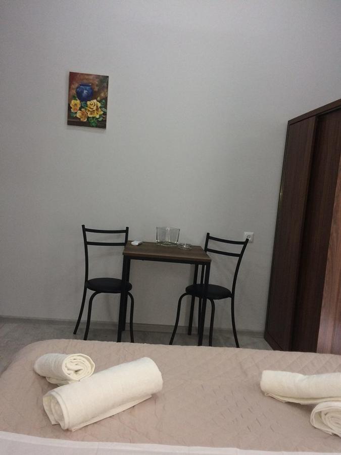 Kvara'S House Koetaisi Buitenkant foto